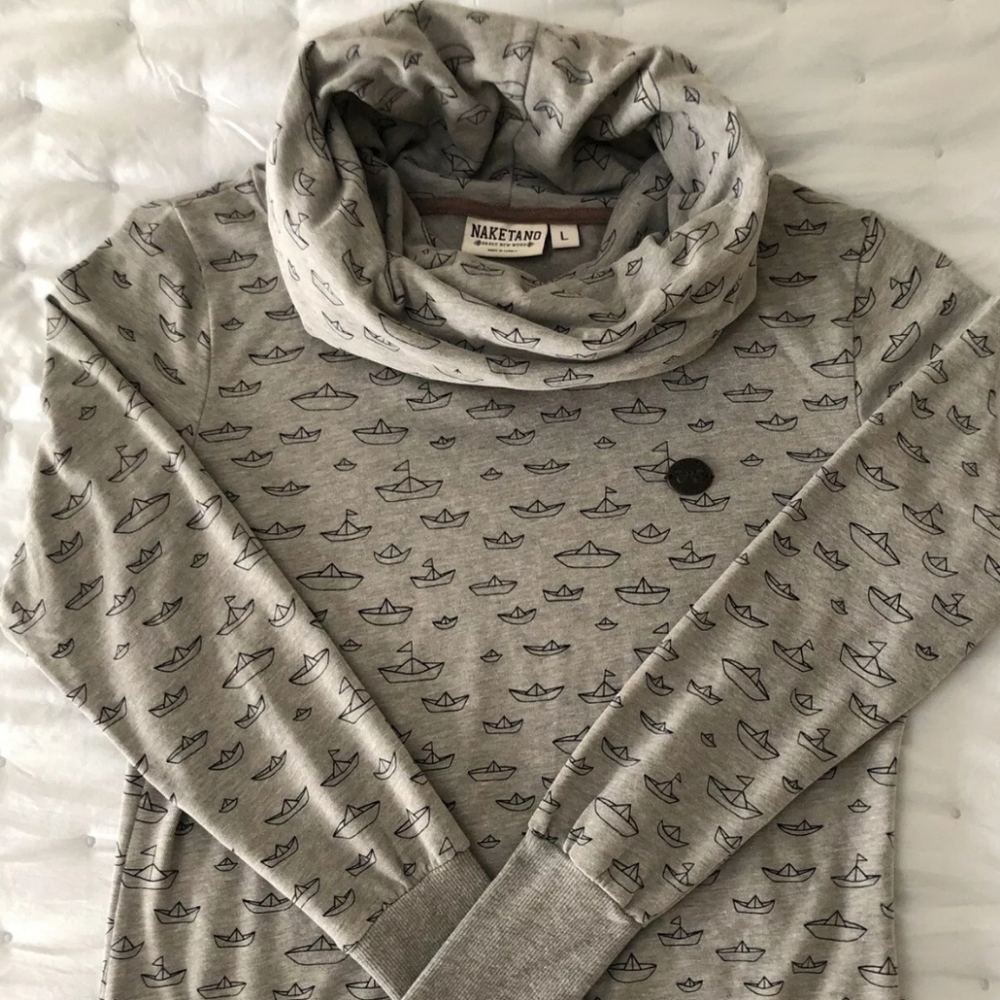 Naketano cow neck shirt